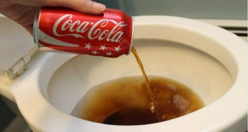 9 petits trucs simples que vous pouvez faire avec du Coca-Cola