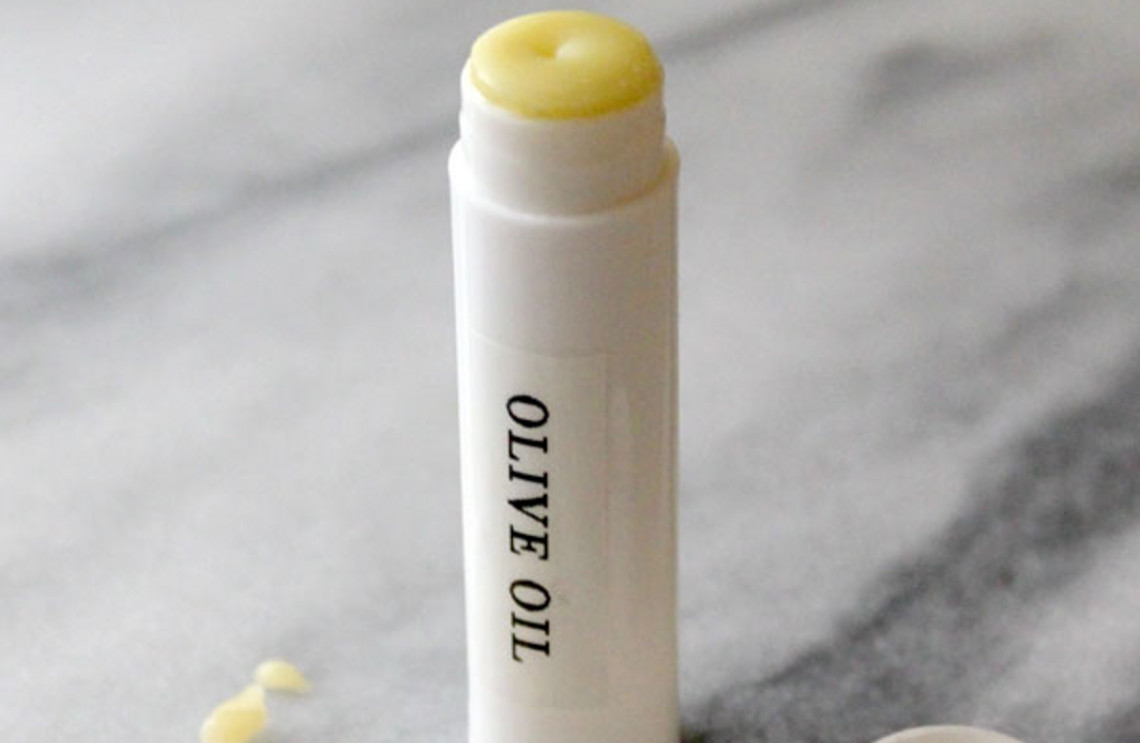 Le meilleur truc pour un lipstick maison à l'huile d'olive!