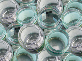 5 façons astucieuses de recycler les bocaux en verre