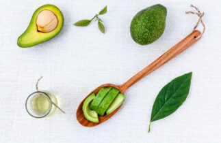 Huile végétale d'avocat, bienfaits et utilisations en cosmétique