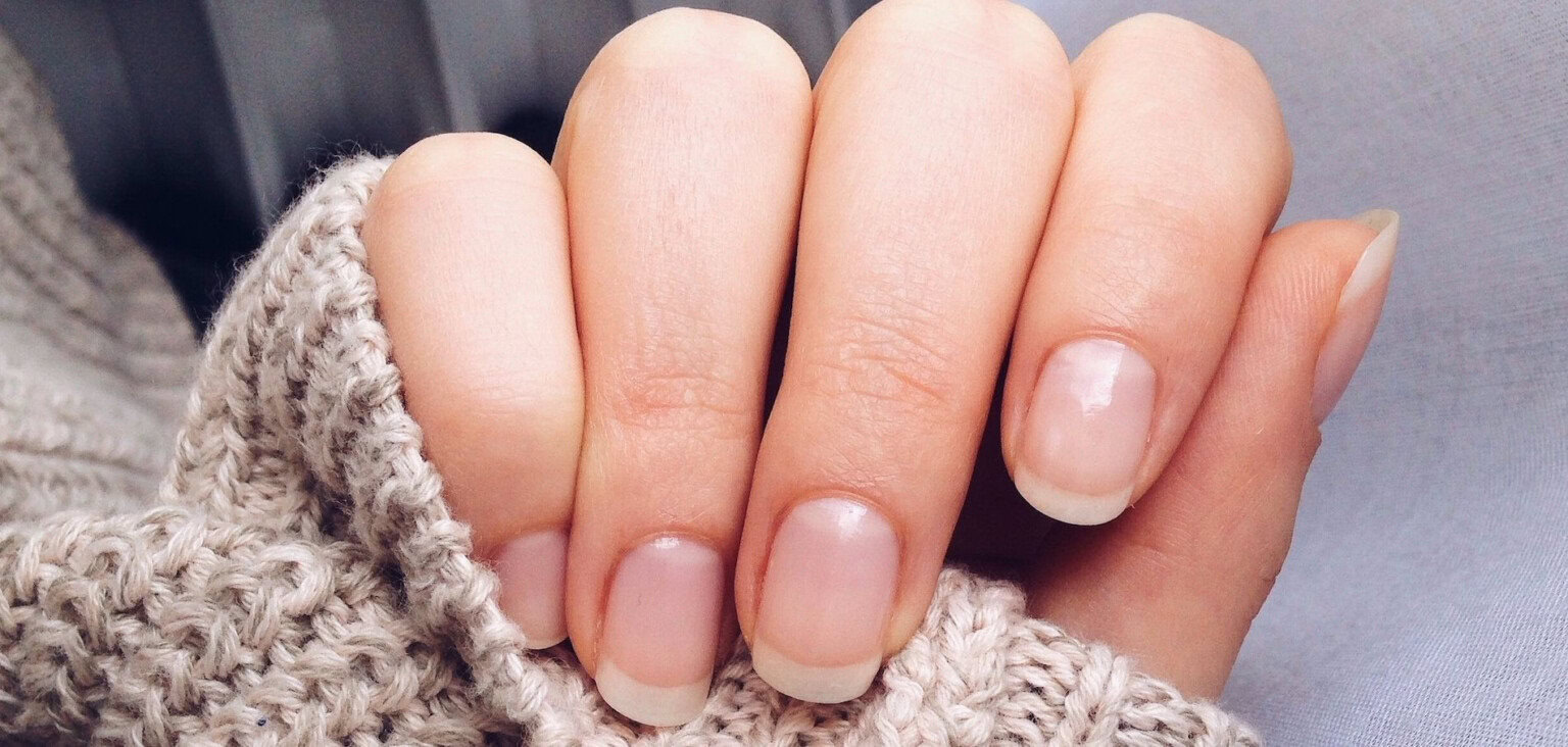 Sauvez votre manucure 6 astuces pour réparer un ongle cassé