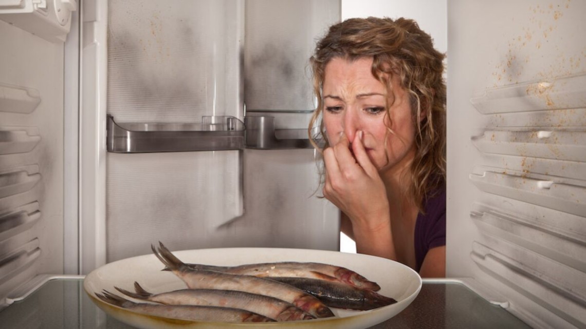 3 façons de vous débarrasser de l'odeur de poisson dans la cuisine