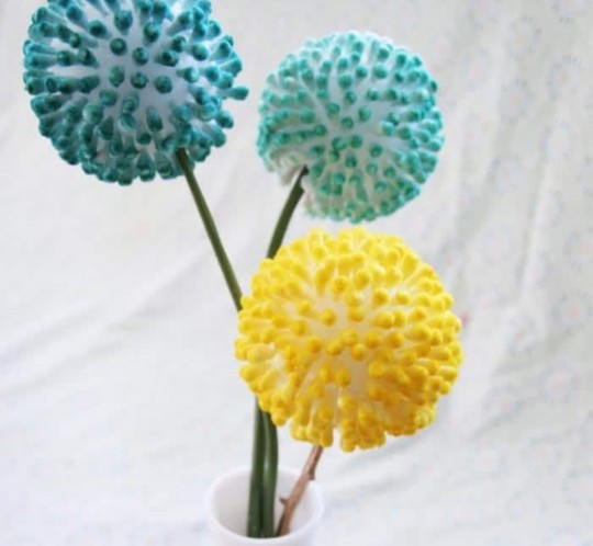 Bricolage original : Faites un bouquet de fleurs avec des Q-tips